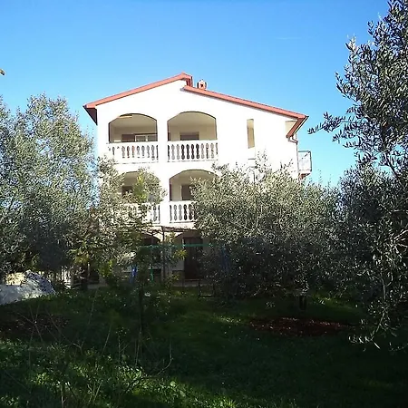 Valeriana Apartment *